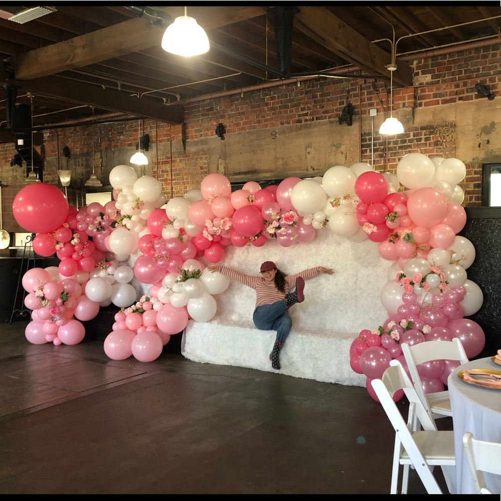 MEET YOUR POSHER - Picture 12 of 15